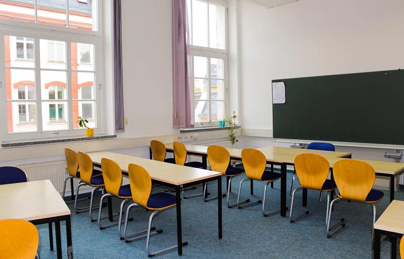 Blick in einen Unterrichtsraum der Erzieherausbildung der DPFA Chemnitz